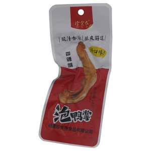 珍食在香辣味泡鸭掌