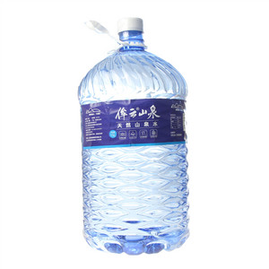 侔云山泉天然山泉水