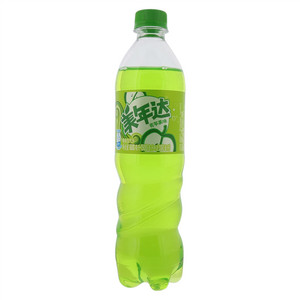 美年达青苹果味果味型汽水