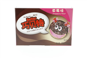 巧贝特草莓味巧克力裹衣夹心饼干80克