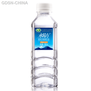 水易方克东天然苏打水