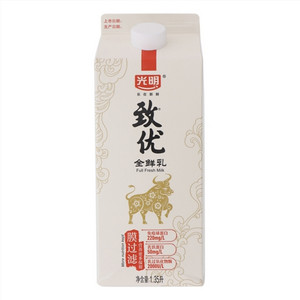 光明致优鲜牛奶 1.35L