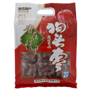 贵在情里精心采摘狗头枣