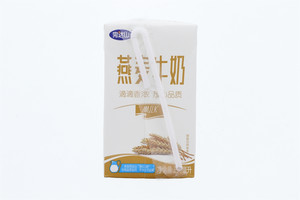燕麦牛奶