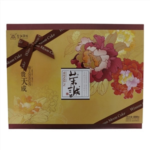 荣诚华贵天成月饼