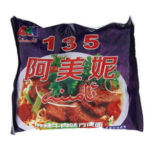 135阿美妮麻辣牛肉味方便面