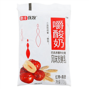 红枣+燕麦嚼酸奶