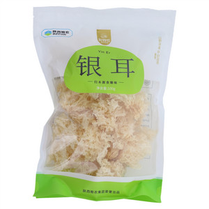 驼铃花银耳