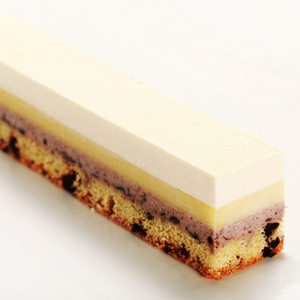 3.8猫山王榴莲蛋糕