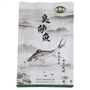 鱼乡村臭鲈鱼
