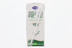 高钙牛奶