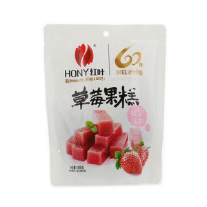 红叶草莓果糕