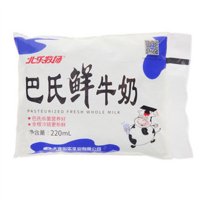 北乐牧场巴乐鲜牛奶