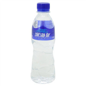 深海泉深海岩层饮用水