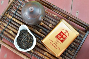 中茶牌T1101（2020）窖藏六堡茶
