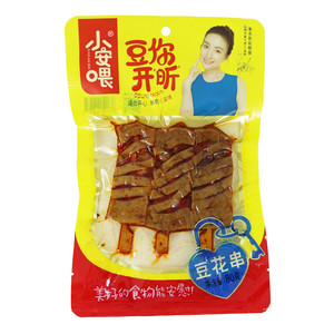小安喂豆花串