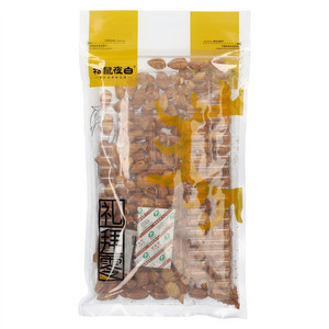 松鼠夜白巴旦木