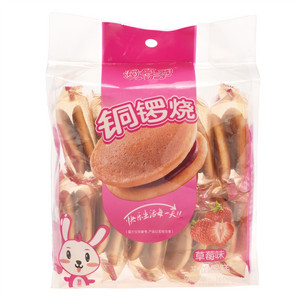 好喜爱草莓味夹馅蛋糕