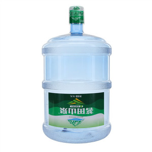 茗田山泉饮用天然水