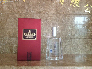 三国赤壁浓香型白酒