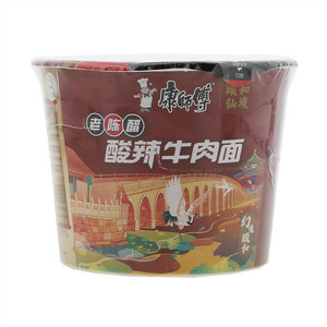 康师傅老陈醋酸辣牛肉桶面