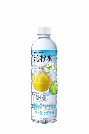 三得利沁柠水 柠檬味饮料550ml