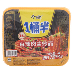 今麦郎1桶半香辣肉酱炒面