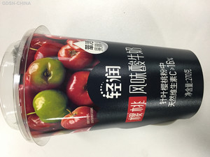 新希望轻润樱桃风味酸牛奶