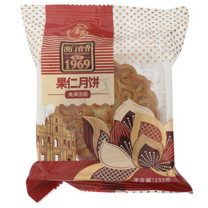 金尊果仁月饼