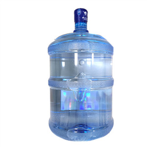 玲琅山泉天然饮用水