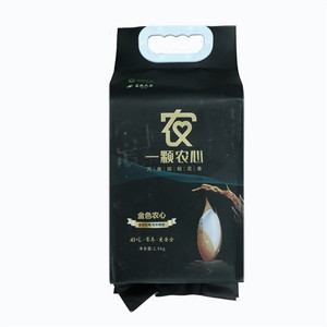 一颗农心万亩田金色农心大米