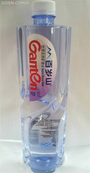 百岁山饮用天然矿泉水