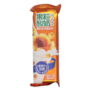 高歌果粒酸奶黄桃巧克力味威化饼干