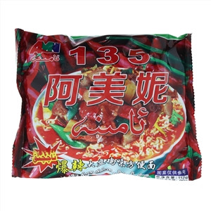 135阿美妮爆辣大盘鸡味方便面