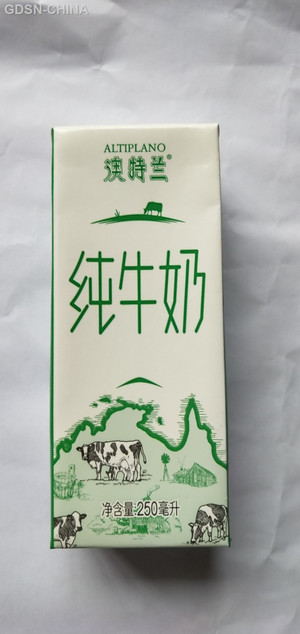 澳特兰纯牛奶