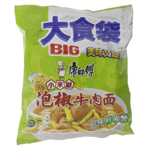 康师傅大食袋 小米椒泡椒牛肉面