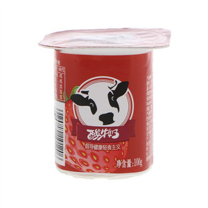 佳宝草莓果粒酸牛奶