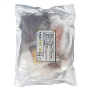 东北大妈朝鲜风味荞麦冷面