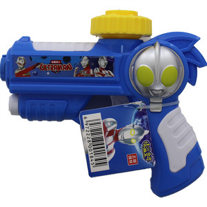 情溢童年奥特陀螺枪（果味糖果）