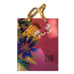 金苹果花满愉秋月饼