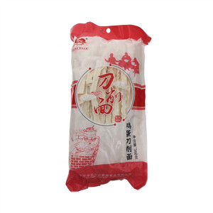 鲁宝鸡蛋刀削面
