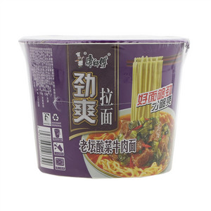 康师傅劲爽拉面酸菜牛肉桶面