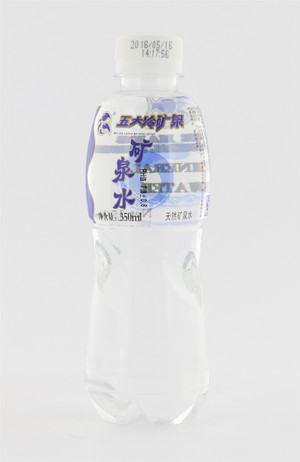 五大冷矿泉天然矿泉水350ml