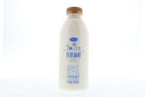 乳此新鲜鲜牛乳