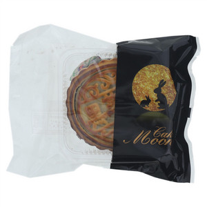 御品尊贵黑芝麻蓉沙月饼