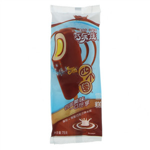 伊利巧乐兹四个圈蛋奶+双层巧克力味脆皮雪糕