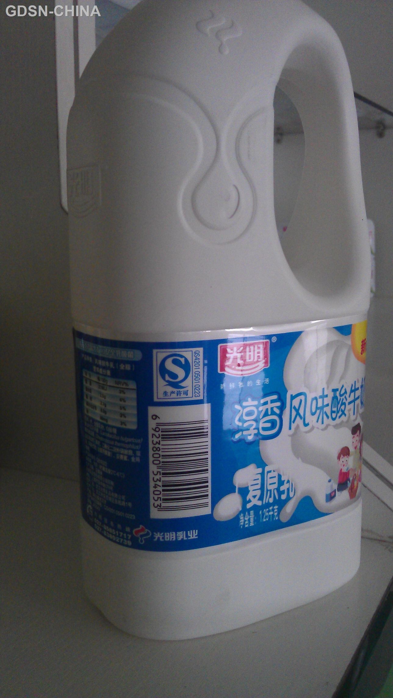 1.25千克淳香酸牛奶