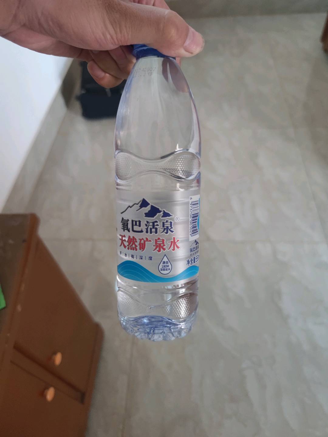 氧巴活泉天然矿泉水