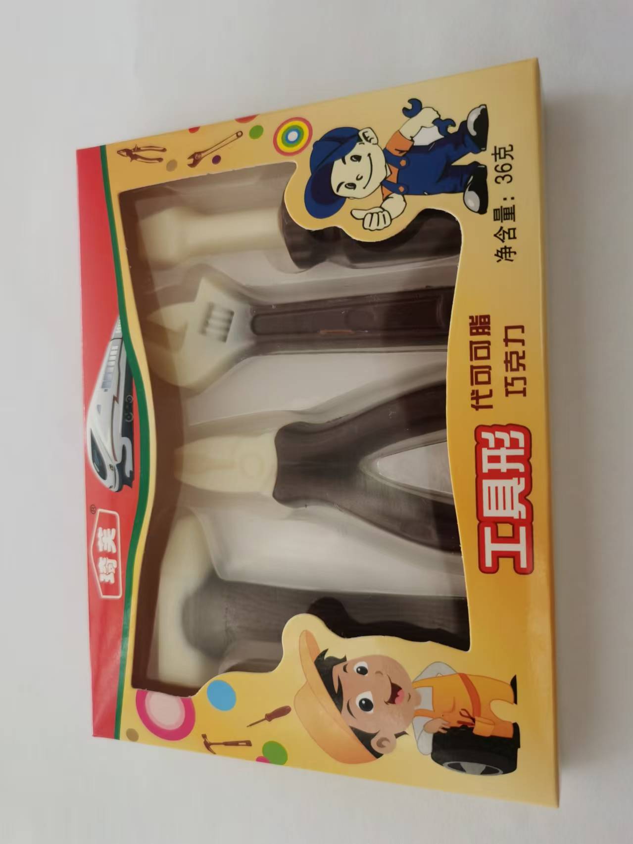 琦芙工具形代可可脂巧克力口感细腻，味道好吃36克